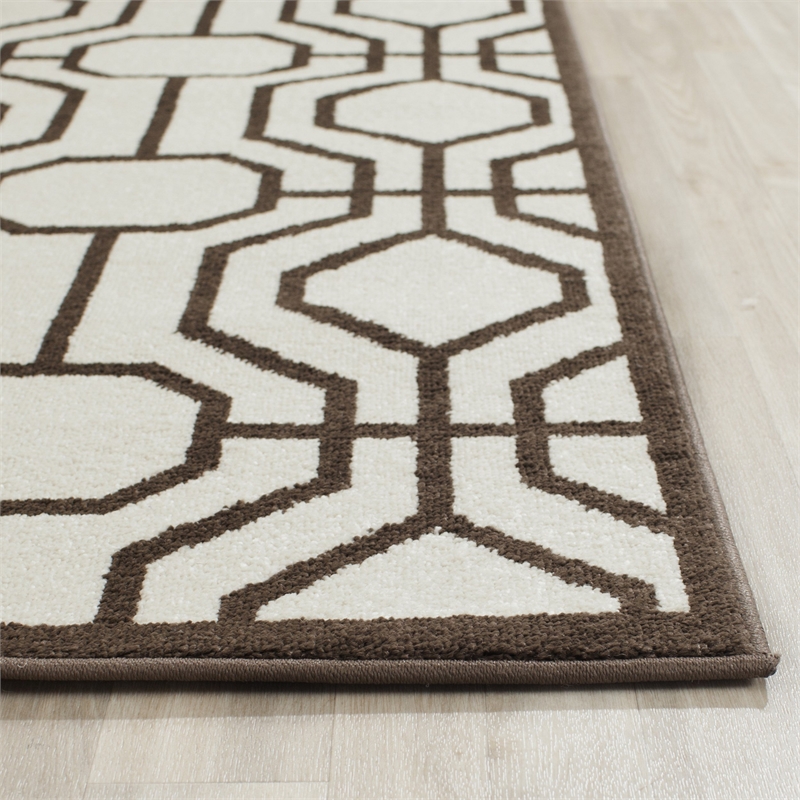 Pemberly Row Polypropylene Ivory Indoor Outdoor Rug - 5' x 8'
