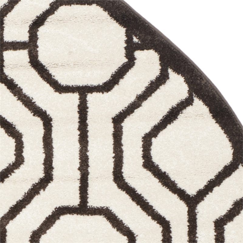 Pemberly Row Polypropylene Ivory Indoor Outdoor Rug - Round 7'