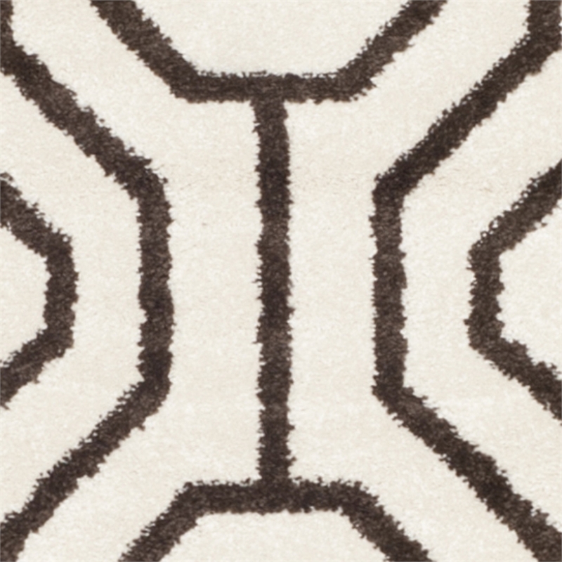 Pemberly Row Polypropylene Ivory Indoor Outdoor Rug - Round 7'