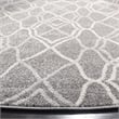 Pemberly Row Polypropylene Grey Indoor Outdoor Rug - Round 5'