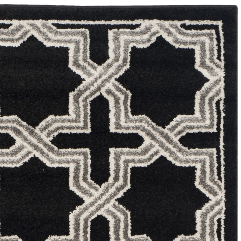 Pemberly Row Polypropylene Anthracite Indoor Outdoor Rug - 4' x 6'