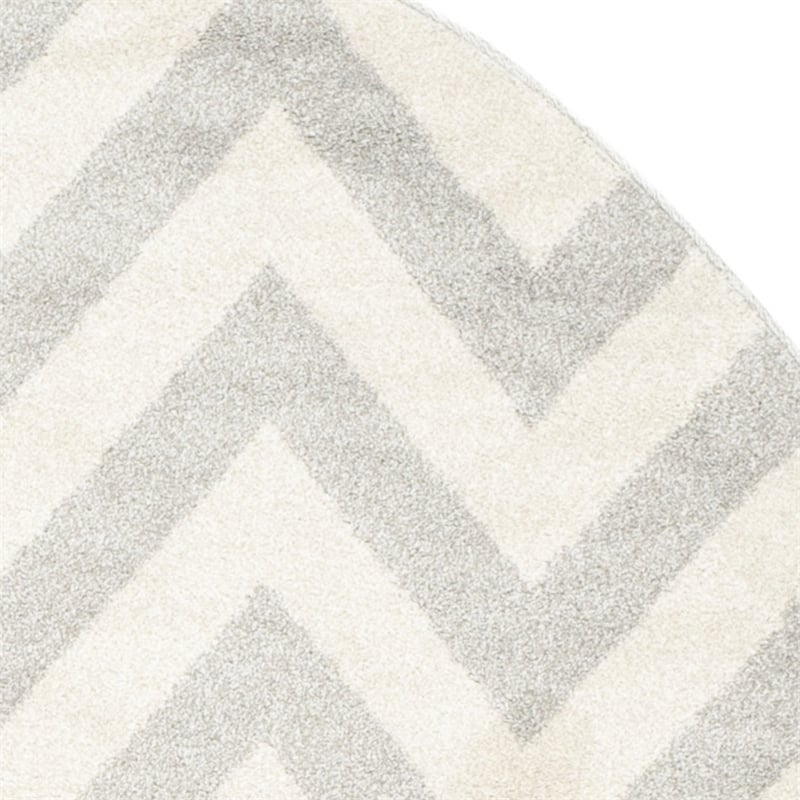 Pemberly Row Polypropylene Light Grey Indoor Outdoor Rug - Round 9'