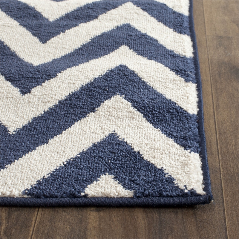 Pemberly Row Polypropylene Navy Indoor Outdoor Rug - 2'3