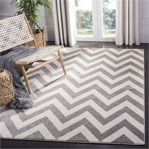 Pemberly Row Polypropylene Dark Grey Indoor Outdoor Rug - 4' x 6'