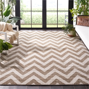 Pemberly Row Polypropylene Wheat Indoor Outdoor Rug - 9' x 12'