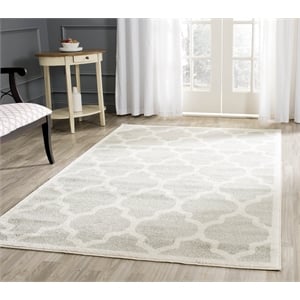 Pemberly Row Polypropylene Light Grey Indoor Outdoor Rug - 6' x 9'