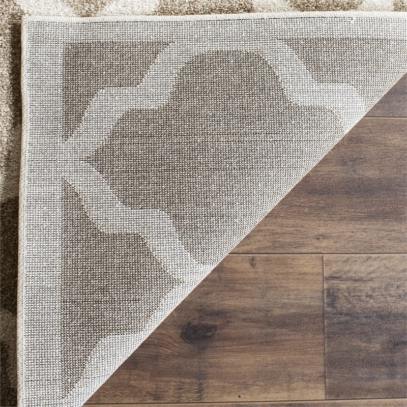 Pemberly Row Polypropylene Wheat Indoor Outdoor Rug - 8' x 10'