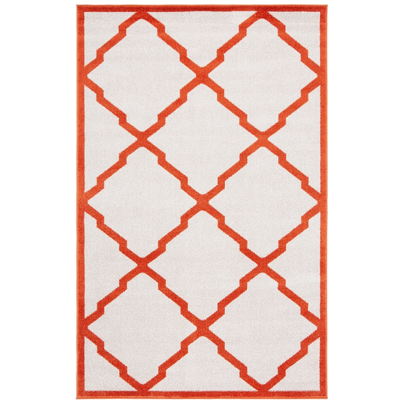 Pemberly Row Polypropylene Beige Indoor Outdoor Rug - 4' x 6'