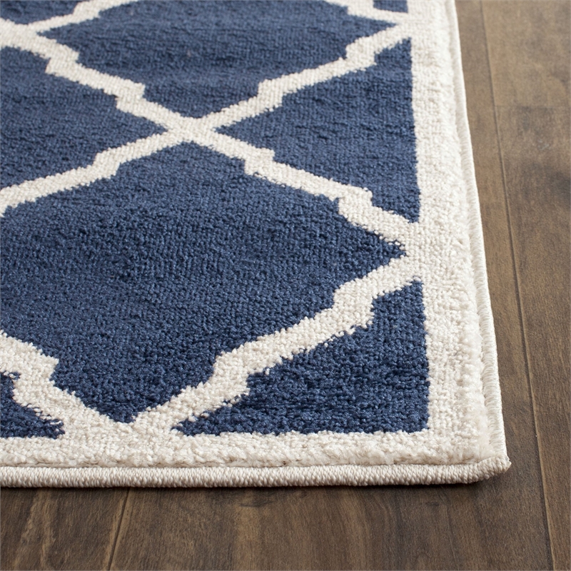 Pemberly Row Polypropylene Navy Indoor Outdoor Rug - 2'3