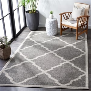 Pemberly Row Polypropylene Dark Grey Indoor Outdoor Rug - 4' x 6'