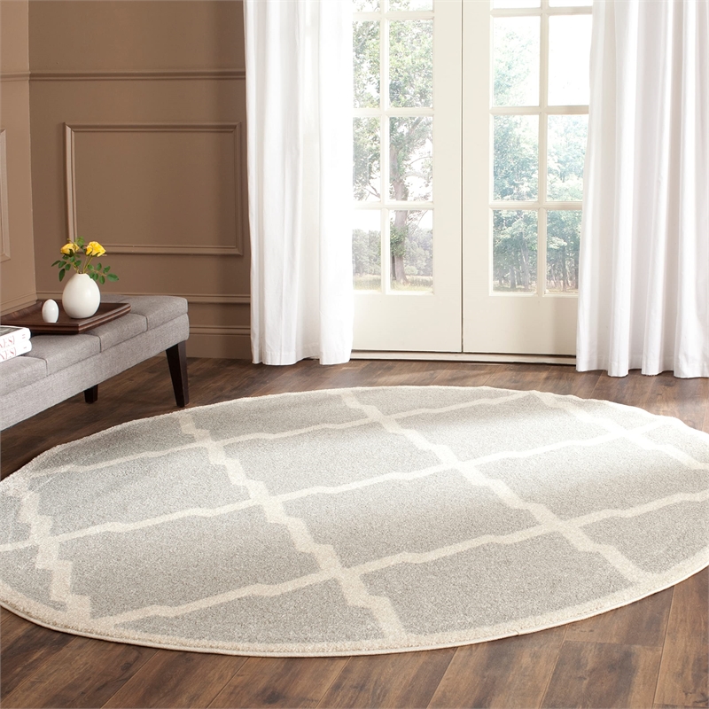 Pemberly Row Polypropylene Wheat Indoor Outdoor Rug - 9' x 12'