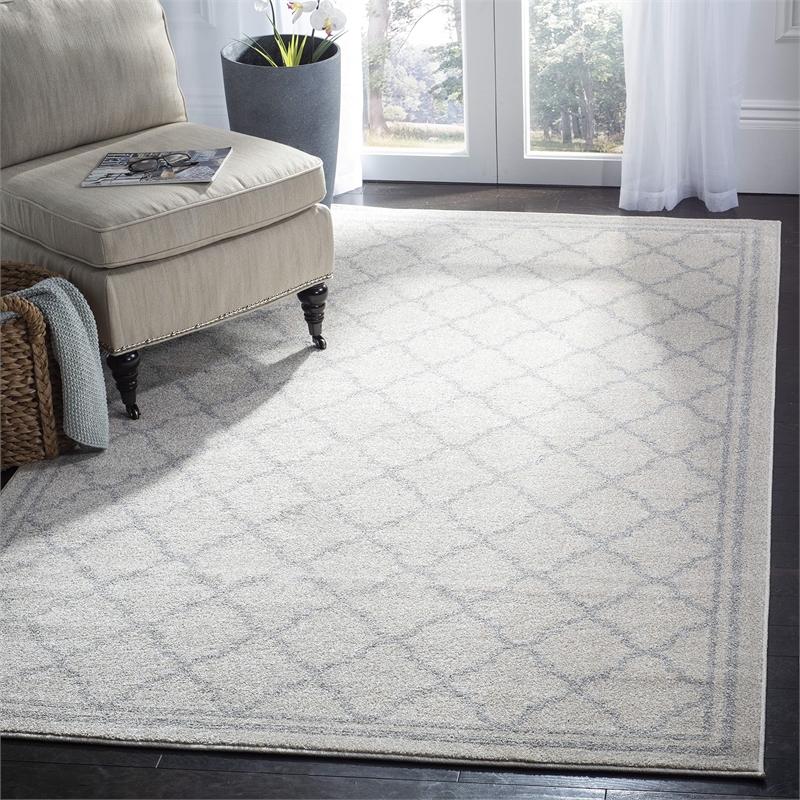 Pemberly Row Polypropylene Beige Indoor Outdoor Rug - 9' x 12'