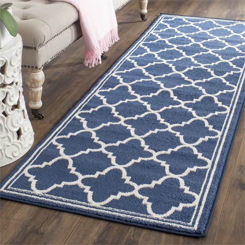 Pemberly Row Polypropylene Navy Indoor Outdoor Rug - 2'3
