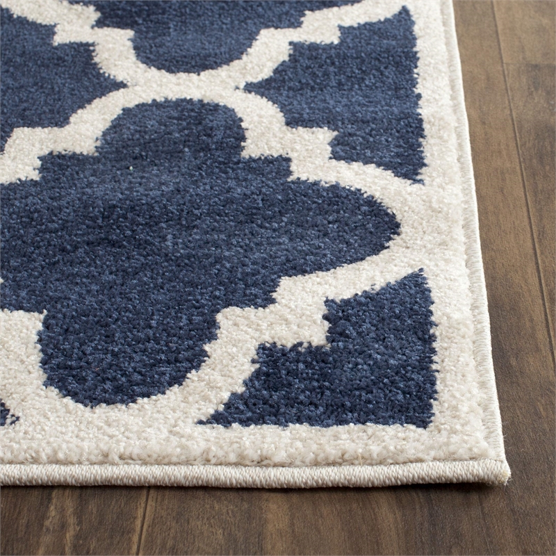 Pemberly Row Polypropylene Navy Indoor Outdoor Rug - 2'3