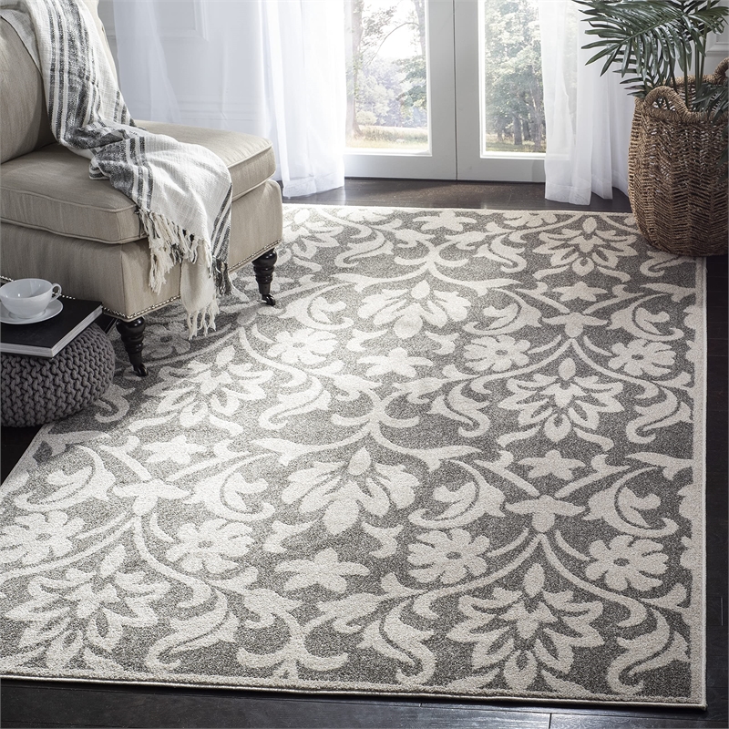 Pemberly Row Polypropylene Dark Grey Indoor Outdoor Rug - 6' x 9'