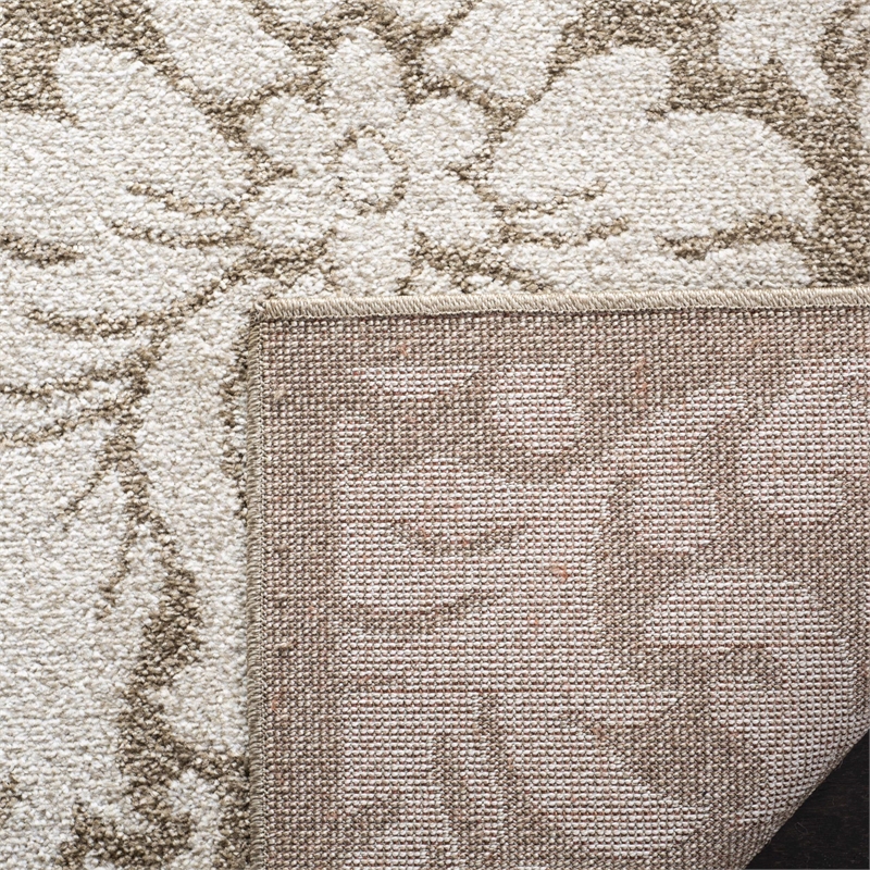 Pemberly Row Polypropylene Wheat Indoor Outdoor Rug - 4' x 6'