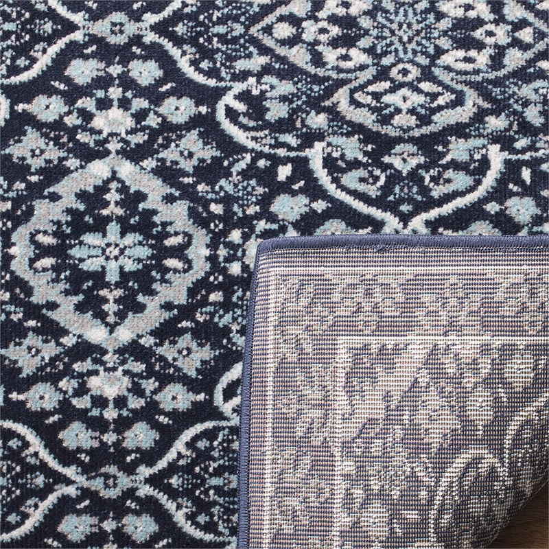 Pemberly Row Contemporary Polypropylene 4' x 6' Rug in Navy and Ivory