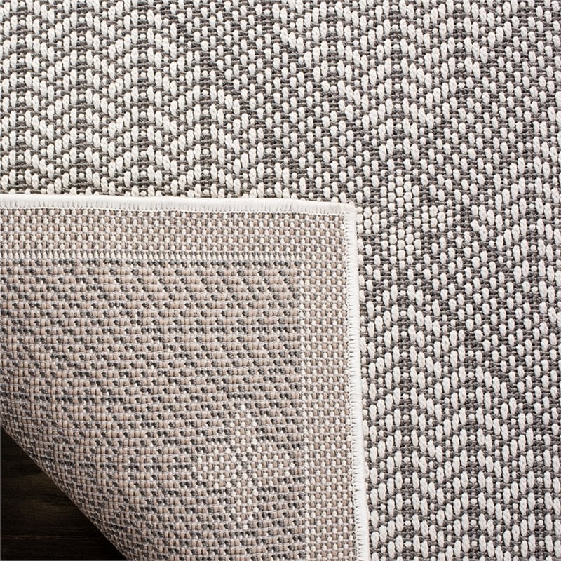 Pemberly Row Contemporary Polypropylene 8' x 10' Rug in Cream and Gray