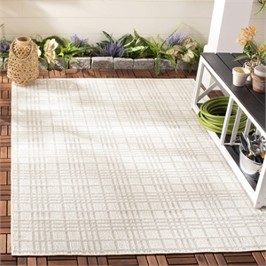 Pemberly Row Polypropylene 6'7&quot Square Rug in Ivory and Light Gray