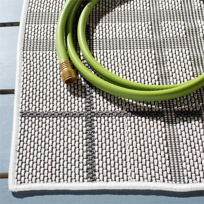 Pemberly Row Polypropylene 6'7