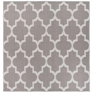 Pemberly Row Polypropylene 6'7&quot Square Rug in Gray and Ivory