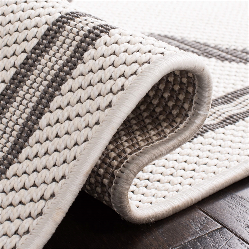 Pemberly Row Contemporary Polypropylene 9' x 12' Rug in Ivory and Gray
