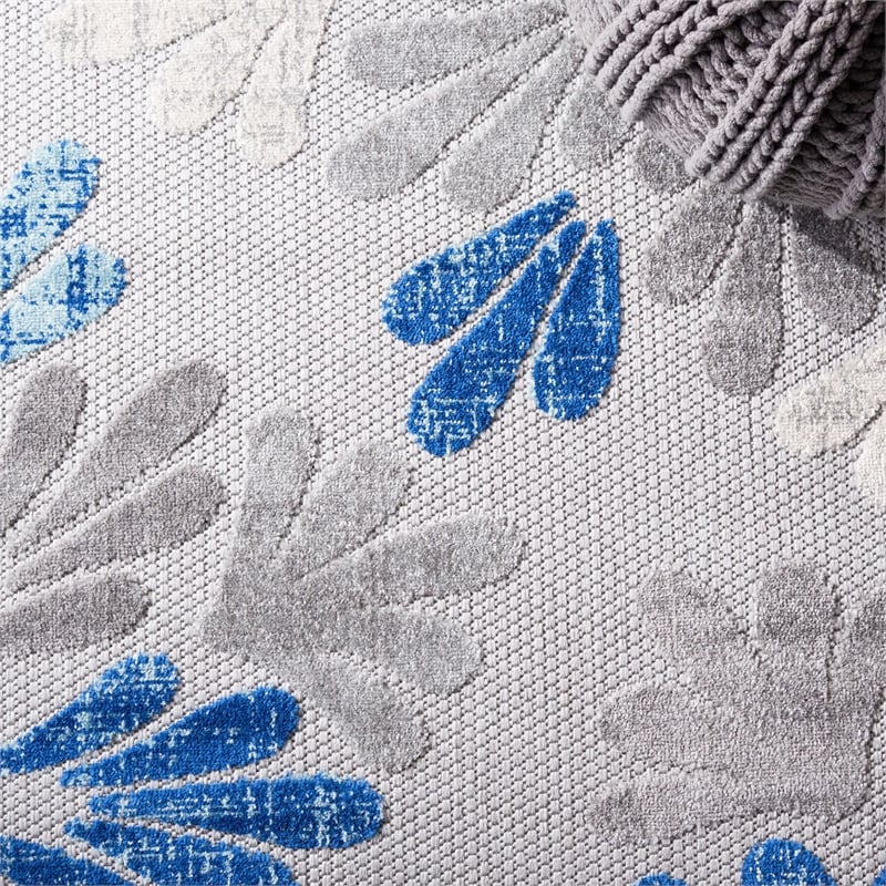 Pemberly Row Contemporary Polypropylene 5'3