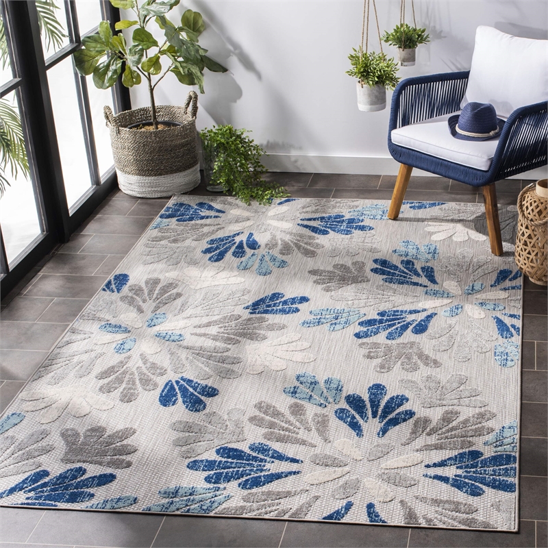 Pemberly Row Contemporary Polypropylene 8' x 10' Rug in Gray and Blue