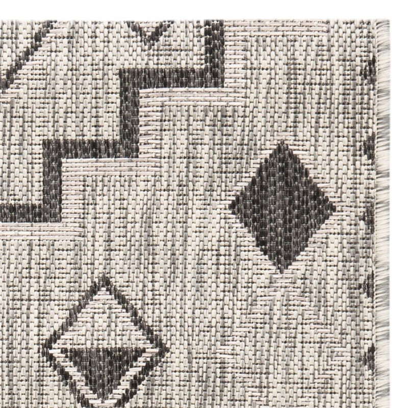 Pemberly Row 2' x 3'7