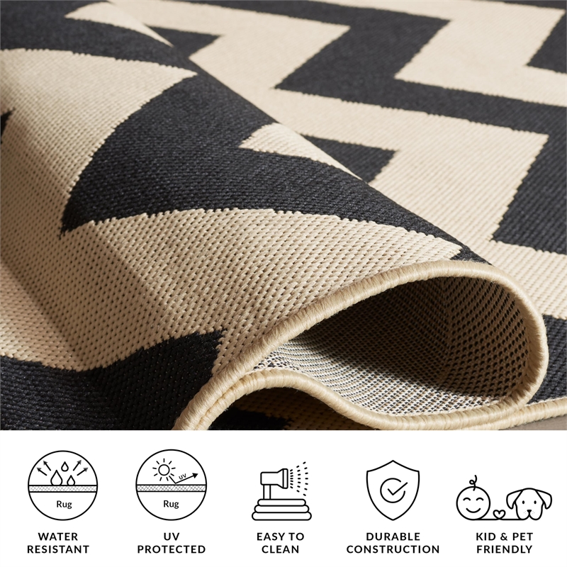 Pemberly Row Black Indoor Outdoor Runner Rug 2'4