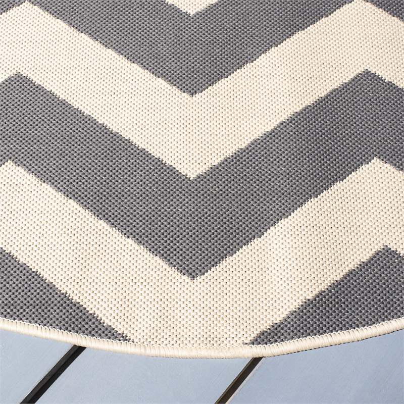 Pemberly Row Grey Indoor Outdoor Round 4' Rug for Home Decor