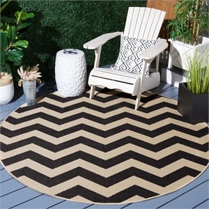 Pemberly Row Black Indoor Outdoor Round 7'10&quot Rug for Any Room