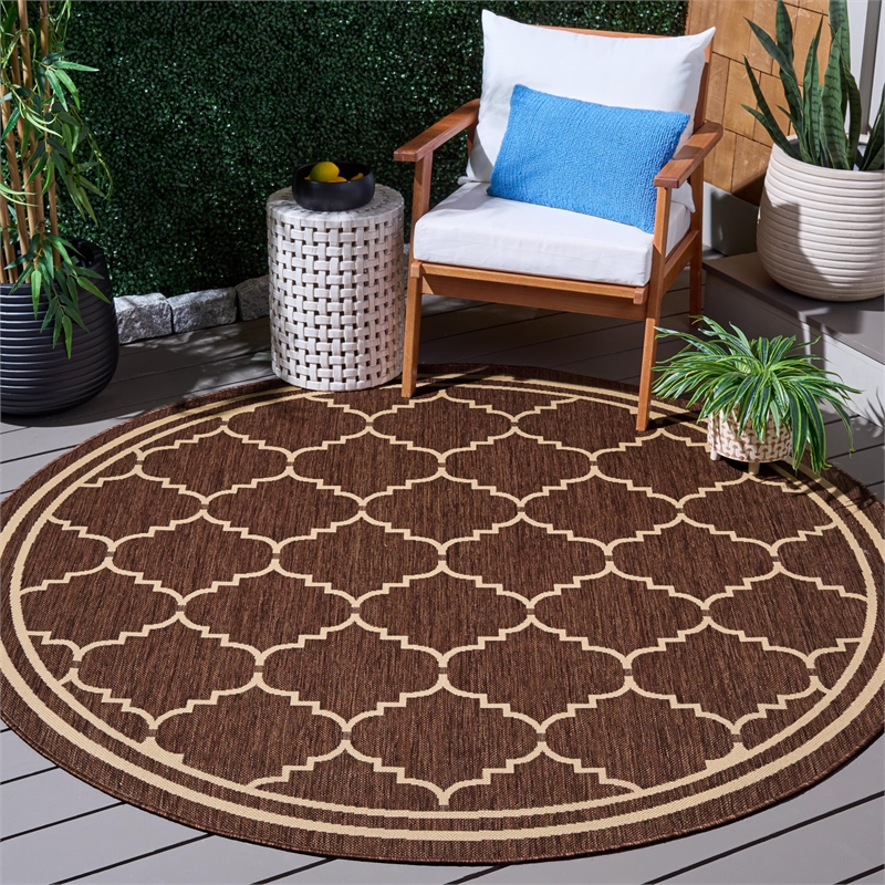 Pemberly Row Contemporary Indoor Outdoor Round Rug in Chocolate - 6'7