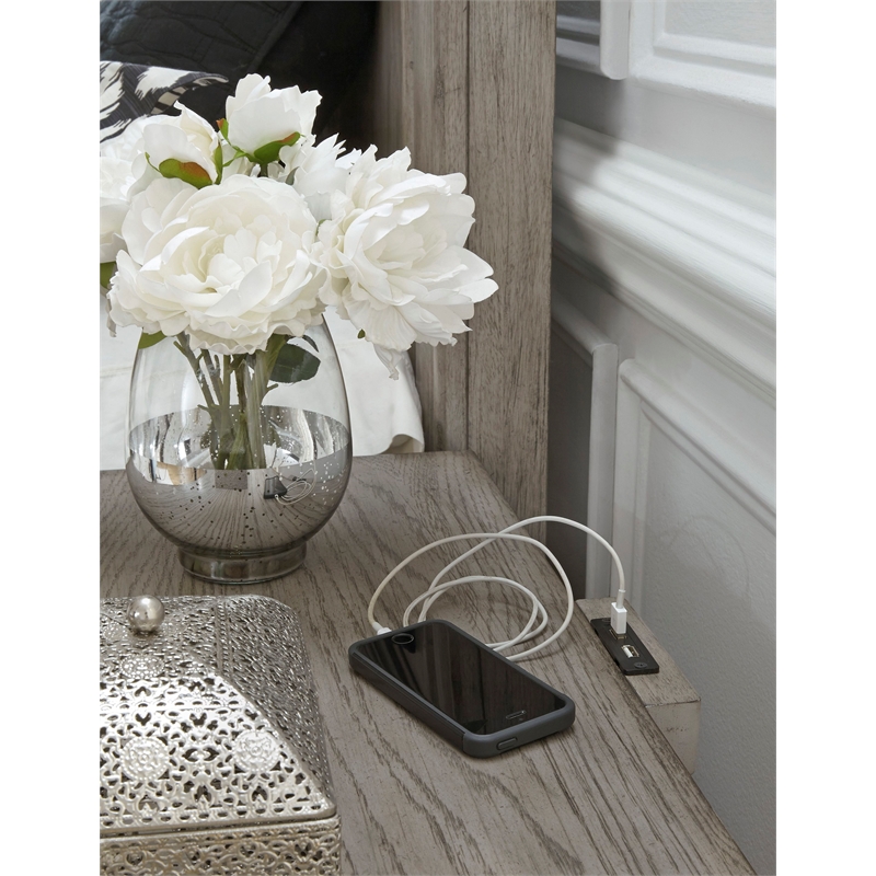 Pemberly Row Contemporary 3 Drawer Nightstand in Heritage Taupe