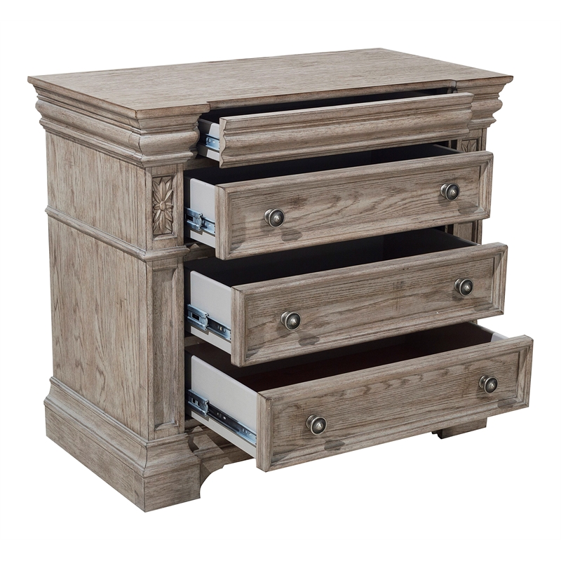 Pemberly Row Contemporary 4 Drawer Bachelor Chest in French Gray