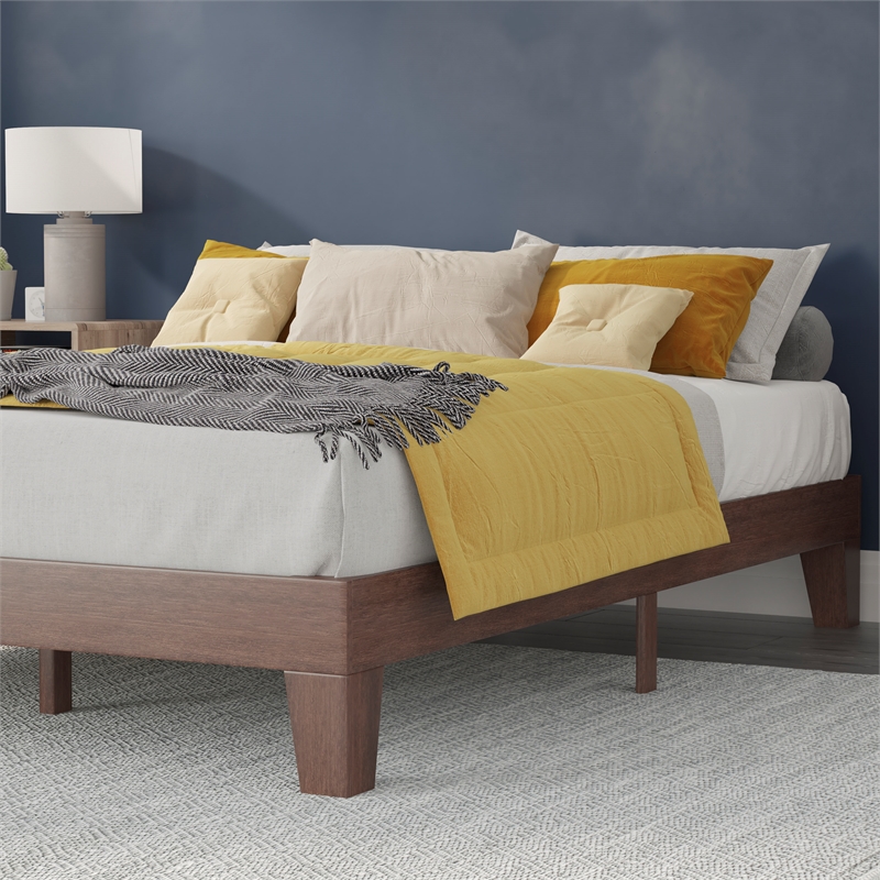 Pemberly Row Wood Platform Queen Bed with 14 Support Slats in Walnut
