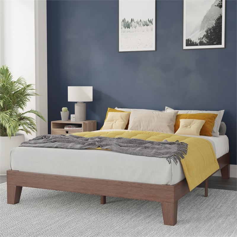 Pemberly Row Wood Platform Queen Bed with 14 Support Slats in Walnut