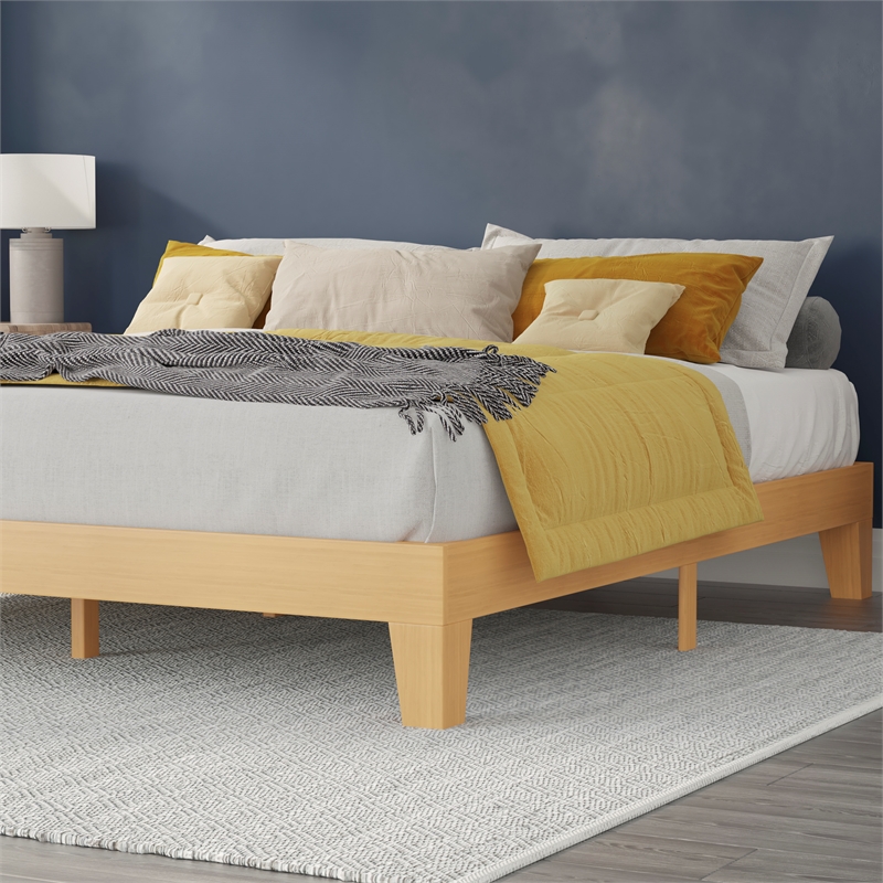 Pemberly Row Wood Platform King Bed with 14 Support Slats in Natural Pine