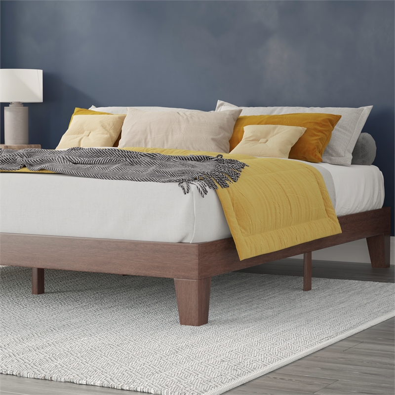Pemberly Row Wood Platform King Bed with 14 Support Slats in Walnut