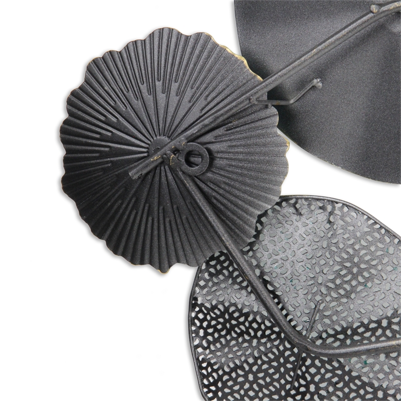 Pemberly Row Coastal Multi Dimensional Flower Burst Metal Wall Decor