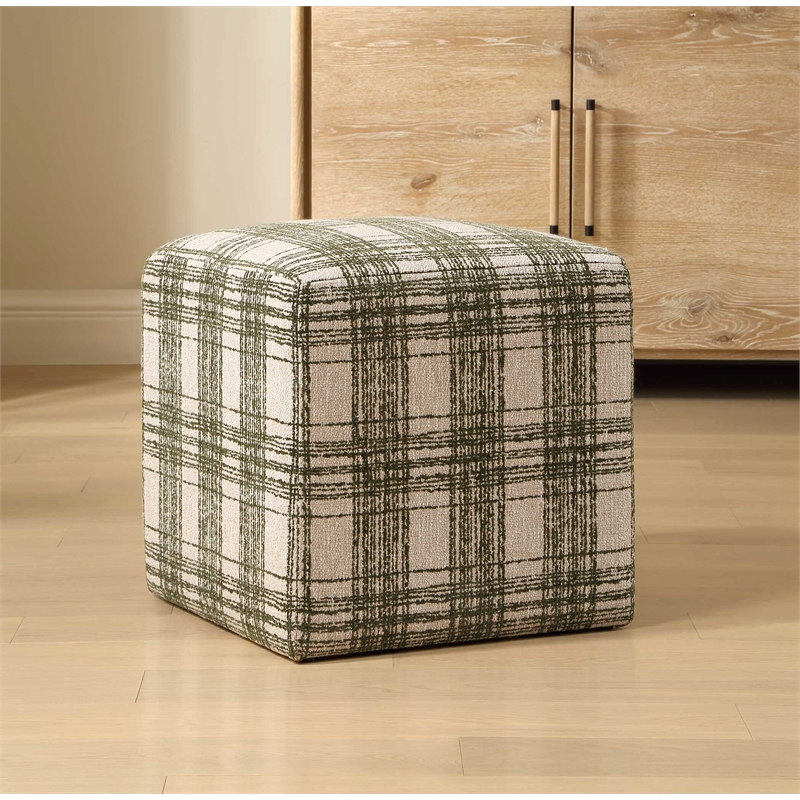 Pemberly Row Ireland Plaid Upholstered Round Ottoman in Forest Green