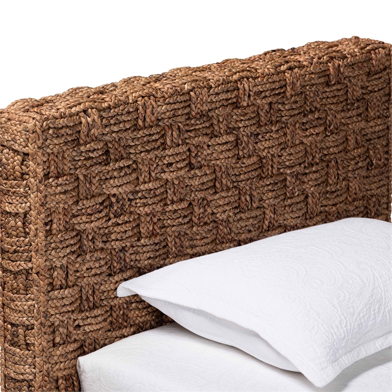 Pemberly Row Handwoven Seagrass Platform Daybed with Basketweave Design