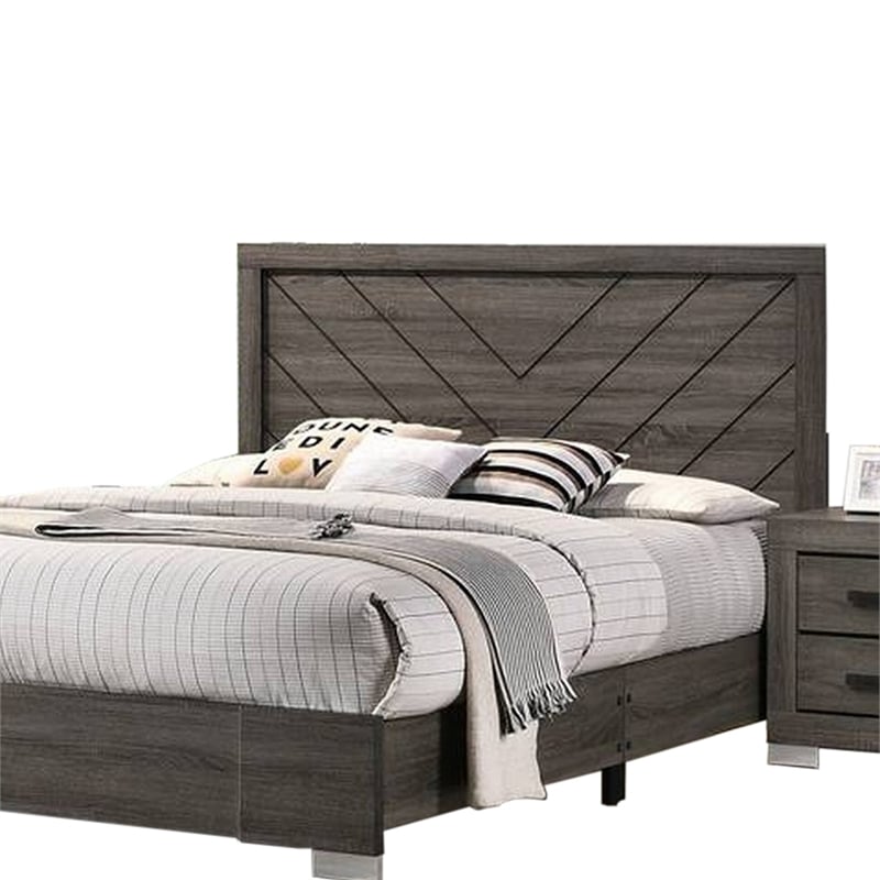 Pemberly Row Queen Bed with Carved Headboard and Block Legs in Taupe Brown
