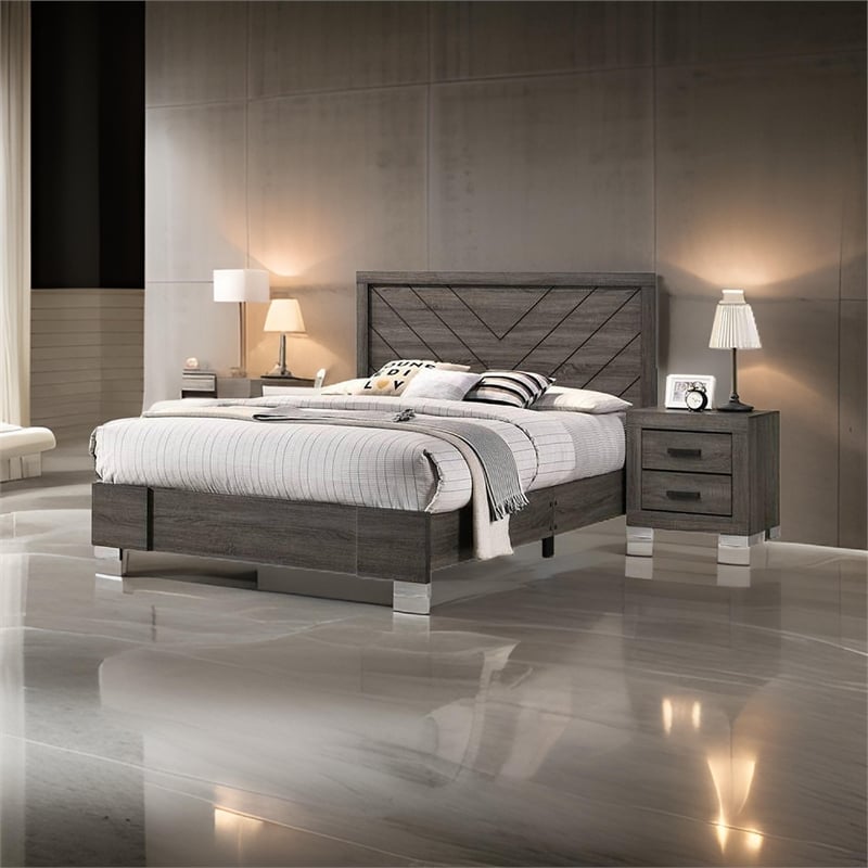 Pemberly Row Queen Bed with Carved Headboard and Block Legs in Taupe Brown