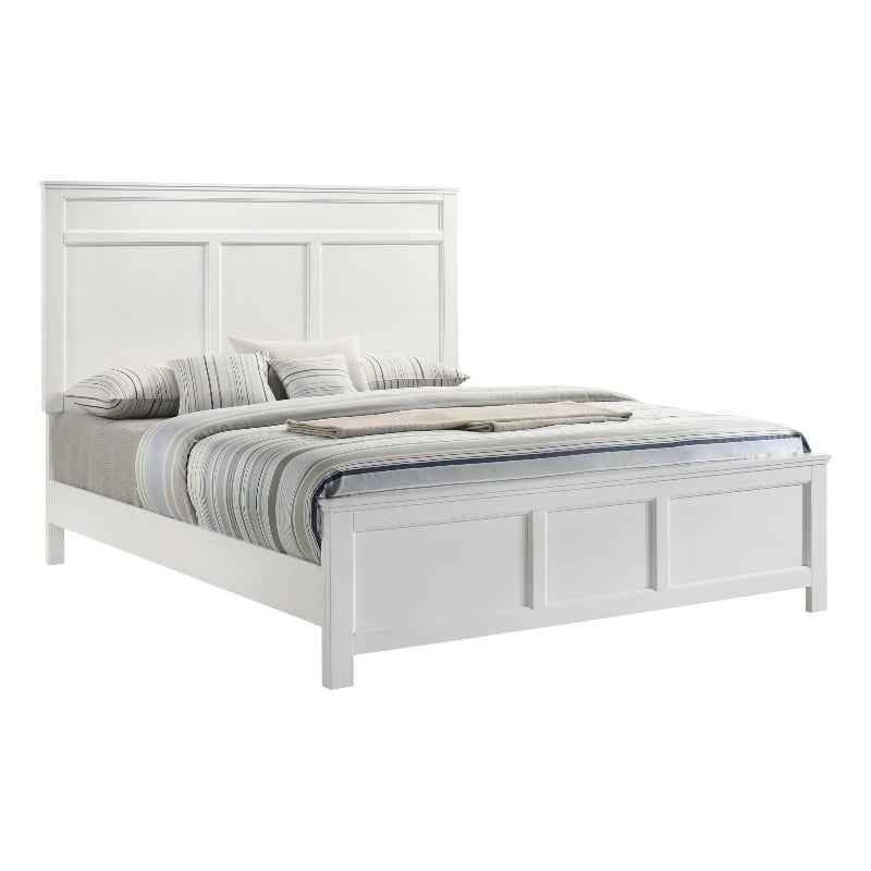 Pemberly Row Queen Bed with Carved Panel Design in Pristine White Rubberwood