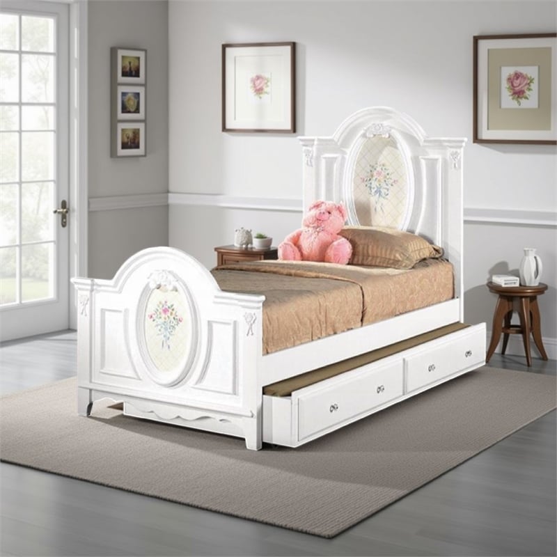 Pemberly Row Full Size Bed Floral Motifs Arched Headboard in Classic White Wood