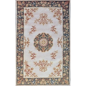 Pemberly Row 5x8 Hand-Tufted Wool Traditional Area Rug in Ivory