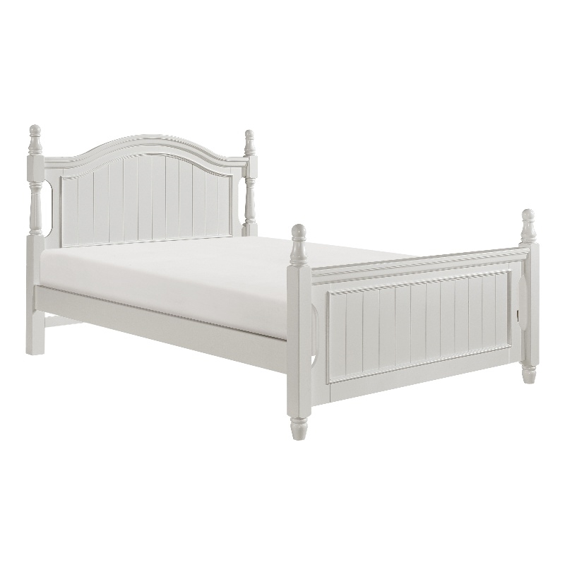 Pemberly Row Rubberwood and MDF Board Full Platform Bed in White