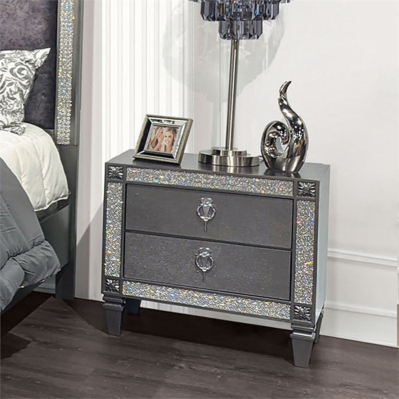 Pemberly Row Bedroom Set with 2 Nightstands and Queen Bed in Gray