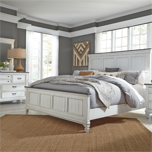 Pemberly Row Cal King 3 Piece Bedroom Set with Panel Bed in White and Charcoal